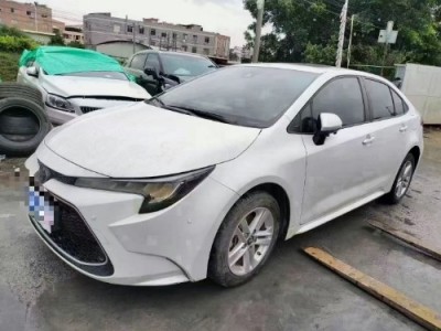 20年丰田雷凌小型车