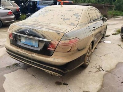 15年奔驰奔驰E级小型车