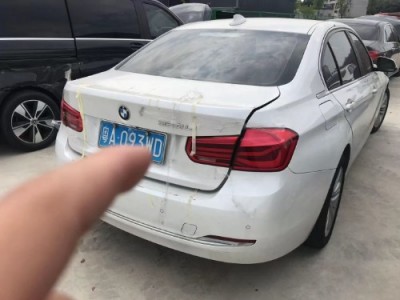 16年宝马宝马3系小型车