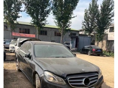 14年奔驰奔驰E级小型车
