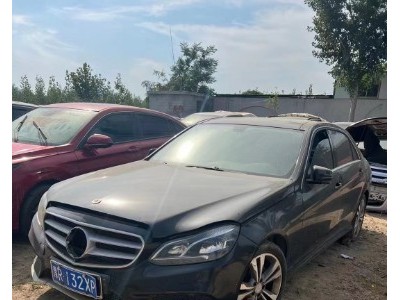 14年奔驰奔驰E级小型车