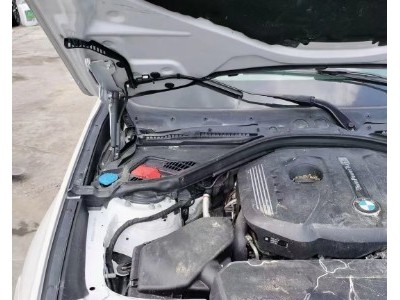 18年宝马宝马3系小型车