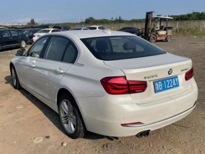 16年宝马宝马3系小型车