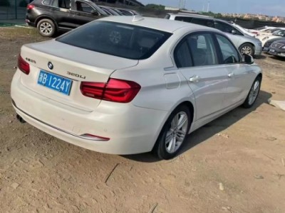 16年宝马宝马3系小型车
