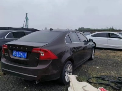 17年沃尔沃沃尔沃S60小型车