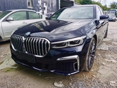 21年宝马宝马7系中型车