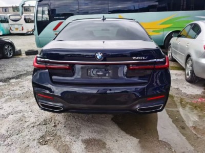 21年宝马宝马7系中型车