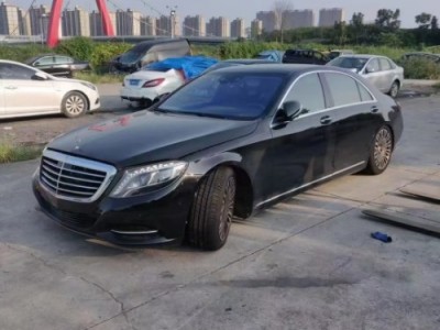 14年奔驰奔驰S级小型车