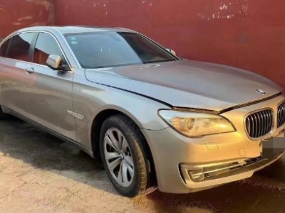 13年宝马宝马7系小型车