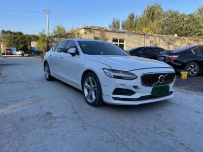 17年沃尔沃沃尔沃S90小型车