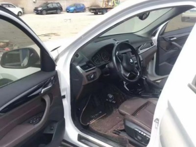 年宝马宝马X1SUV