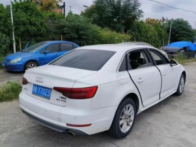 17年奥迪奥迪A4小型车