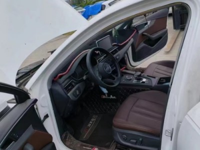 17年奥迪奥迪A4小型车
