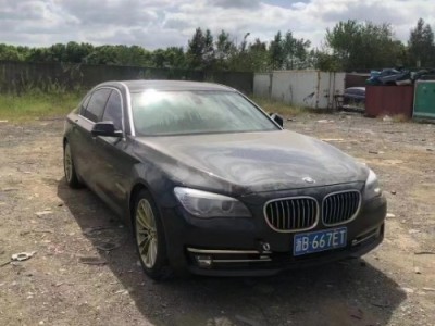 15年宝马宝马7系中型车