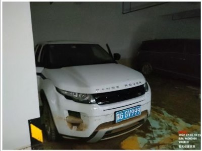 13年路虎揽胜极光SUV