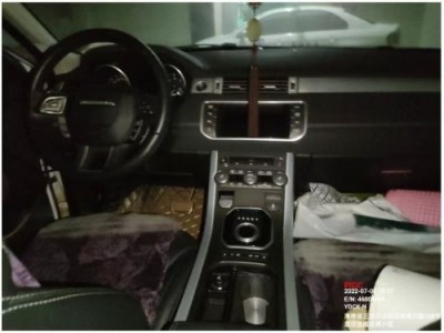 13年路虎揽胜极光SUV