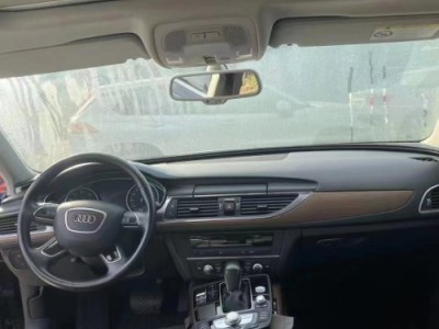 17年奥迪奥迪A6L中型车