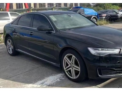17年奥迪奥迪A6L中型车