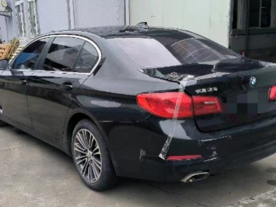 17年宝马宝马5系中型车