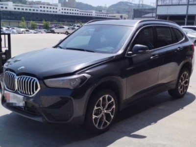 22年宝马宝马X1SUV