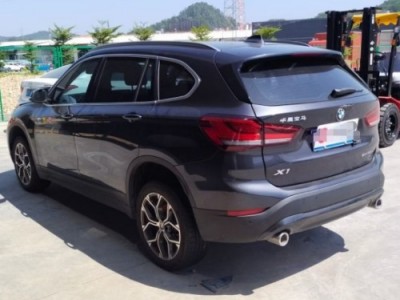 22年宝马宝马X1SUV