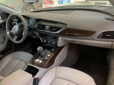 13年奥迪奥迪A6中型车