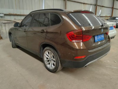 16年宝马宝马X1中型车