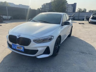 21年宝马宝马1系中型车