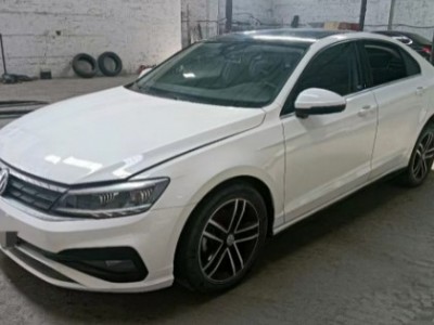 19年大众凌渡中型车