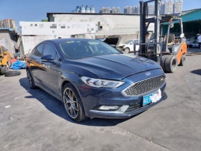 17年福特蒙迪欧中型车