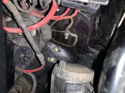 14年大众迈腾中型车
