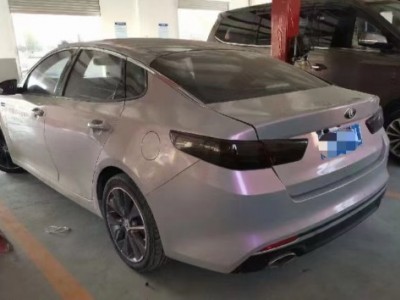17年起亚起亚K5中型车