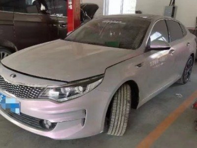 17年起亚起亚K5中型车
