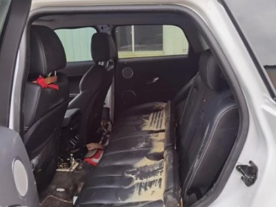 13年路虎揽胜极光SUV