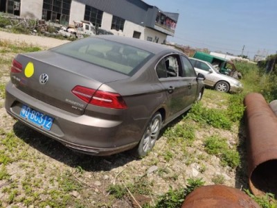 17年大众迈腾中型车