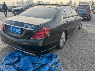 19年奔驰奔驰S级中型车