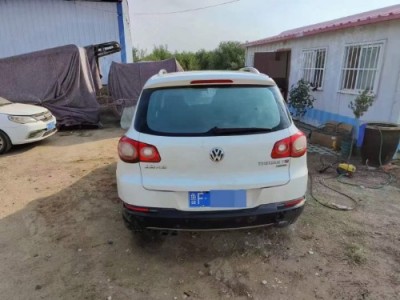 13年大众途观中型车