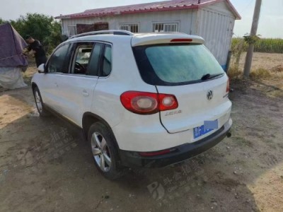 13年大众途观中型车