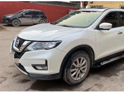 17年日产奇骏SUV