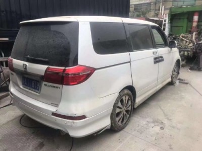 12年本田艾力绅MPV