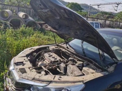 17年本田雅阁小型车