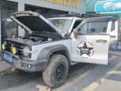 21年长城坦克300SUV
