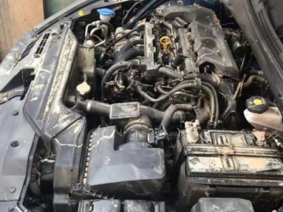 21年现代伊兰特中型车