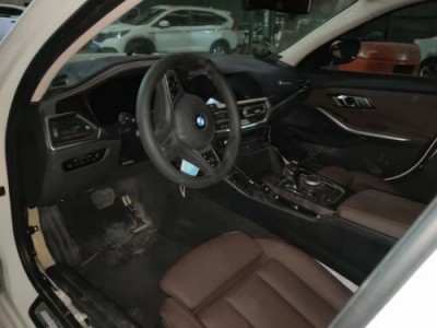 20年宝马宝马3系中型车