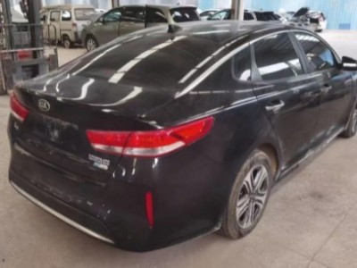 19年起亚起亚K5中型车