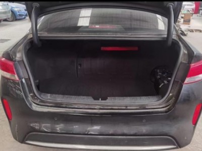 19年起亚起亚K5中型车