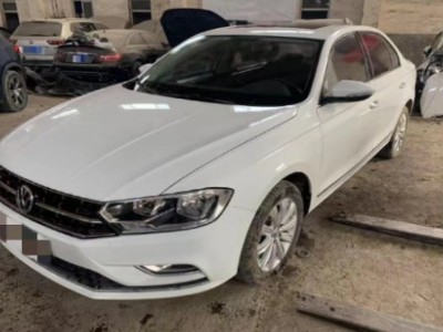 18年大众宝来中型车