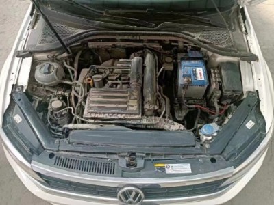 19年大众凌渡中型车