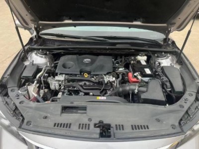 20年丰田亚洲龙中型车