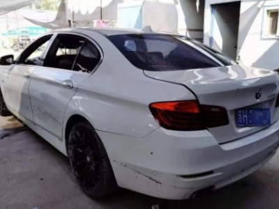 14年宝马宝马5系中型车